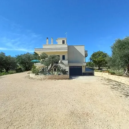 L'alba Della Tavernetta 洛科罗通多